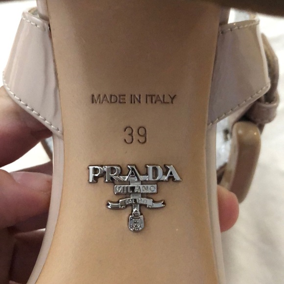 Prada shoes - Picture 4 of 4